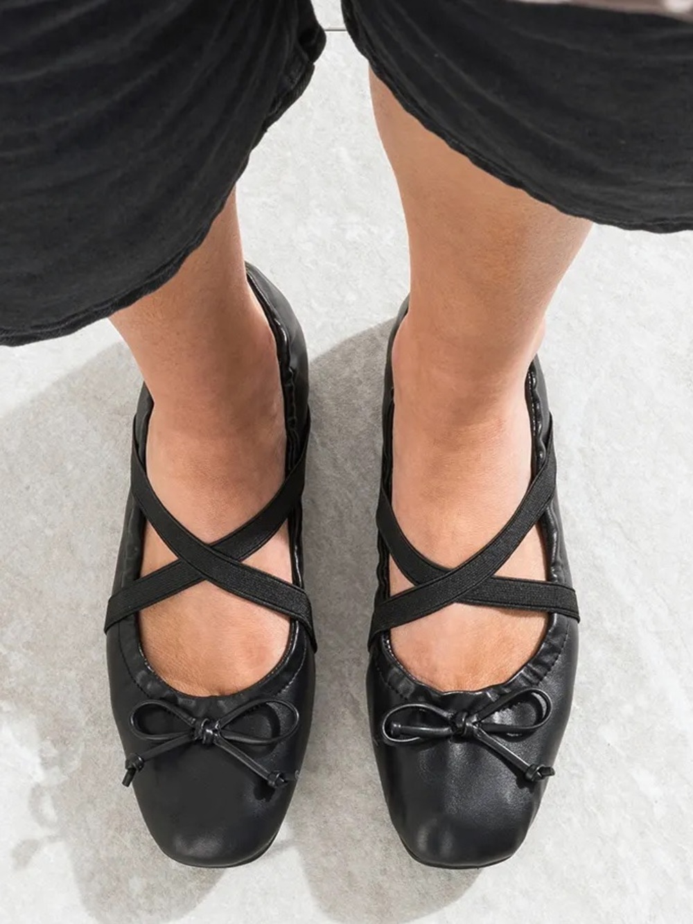 éram Black Leather Ballet Flat with Elastic Straps and Bow Detail, Size 39/8